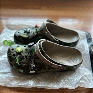 Luke Combs Crocs *NEW* Men’s Size 11